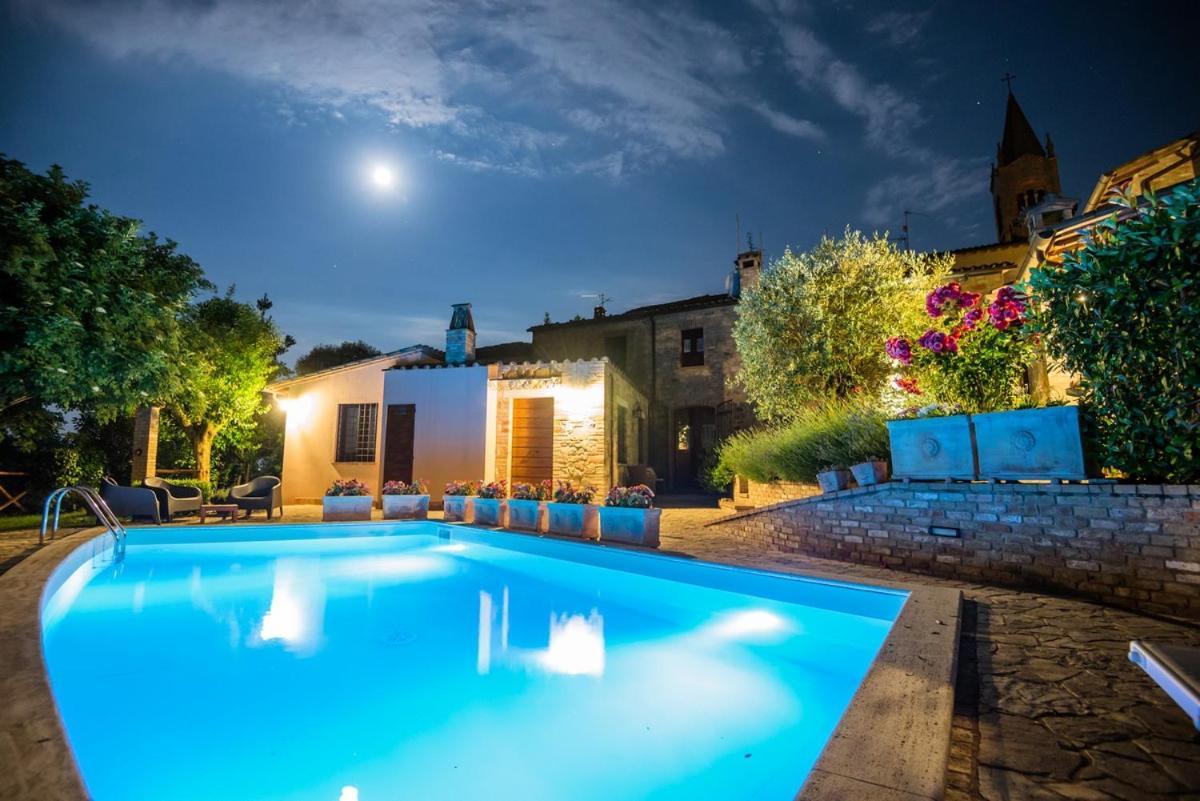 Borgocuore Todi Bagian luar foto