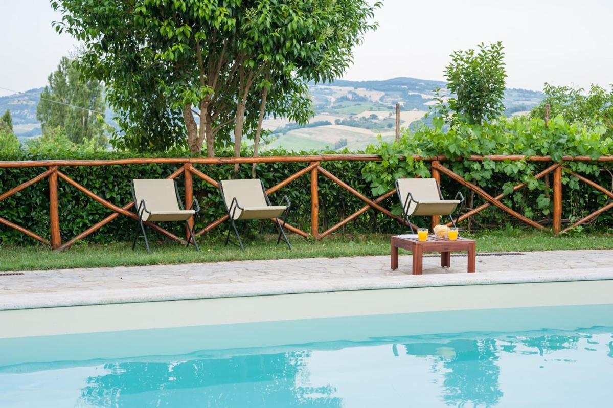 Borgocuore Todi Bagian luar foto