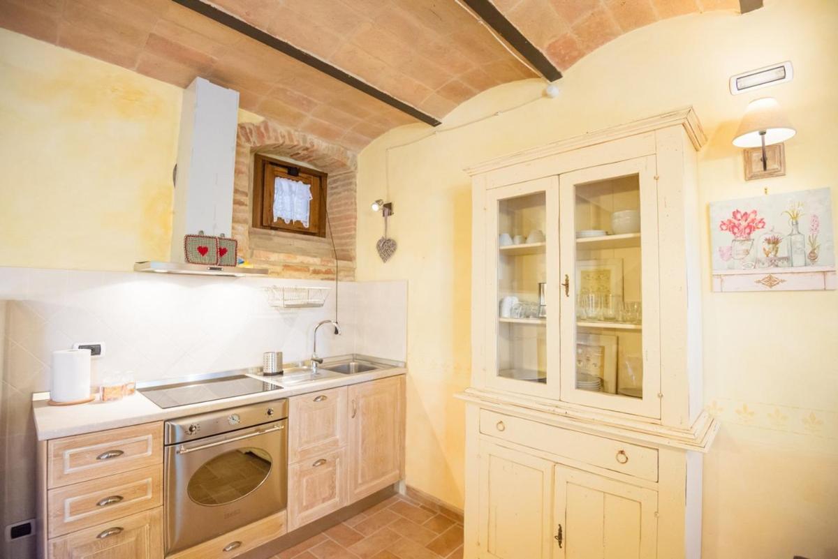 Borgocuore Todi Bagian luar foto