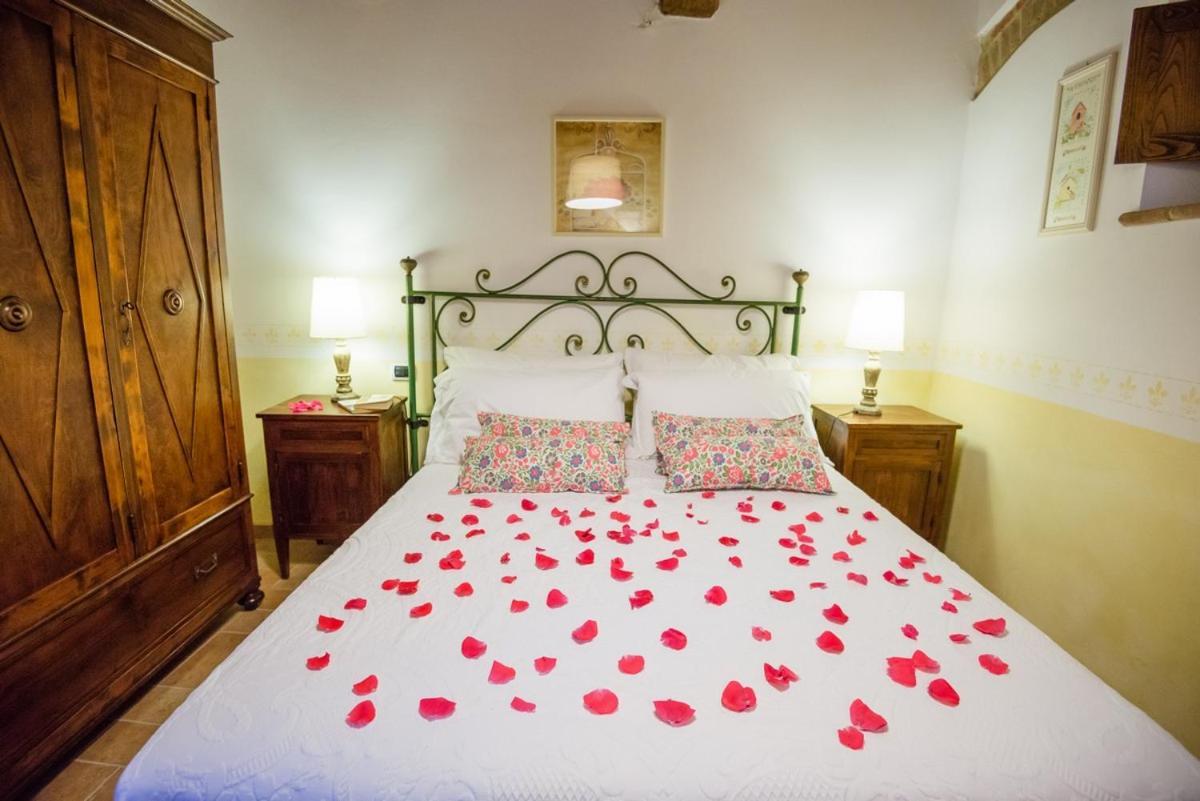 Borgocuore Todi Bagian luar foto