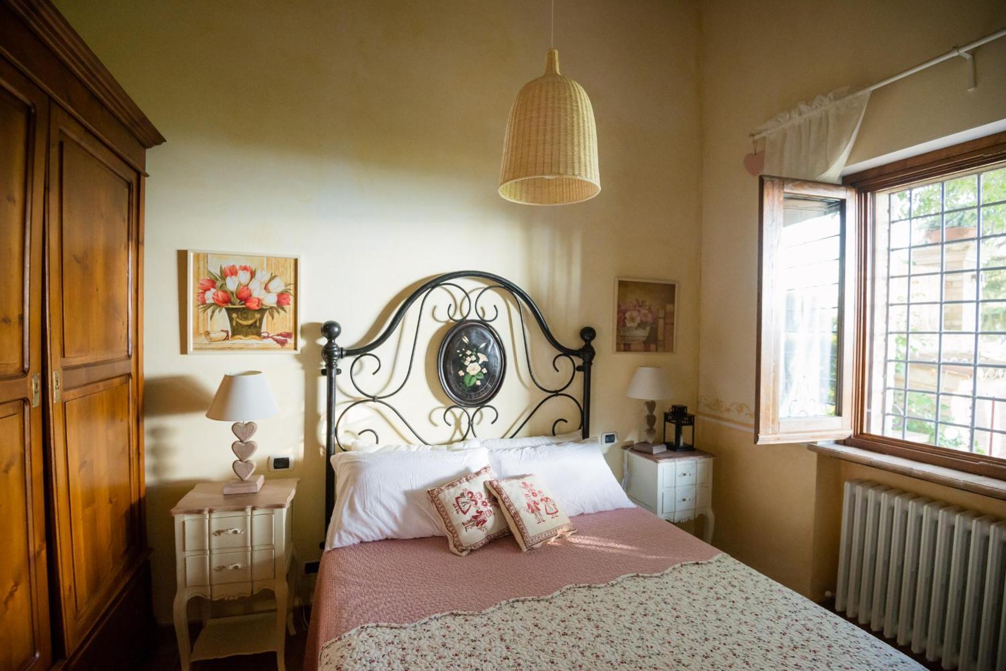 Borgocuore Todi Bagian luar foto