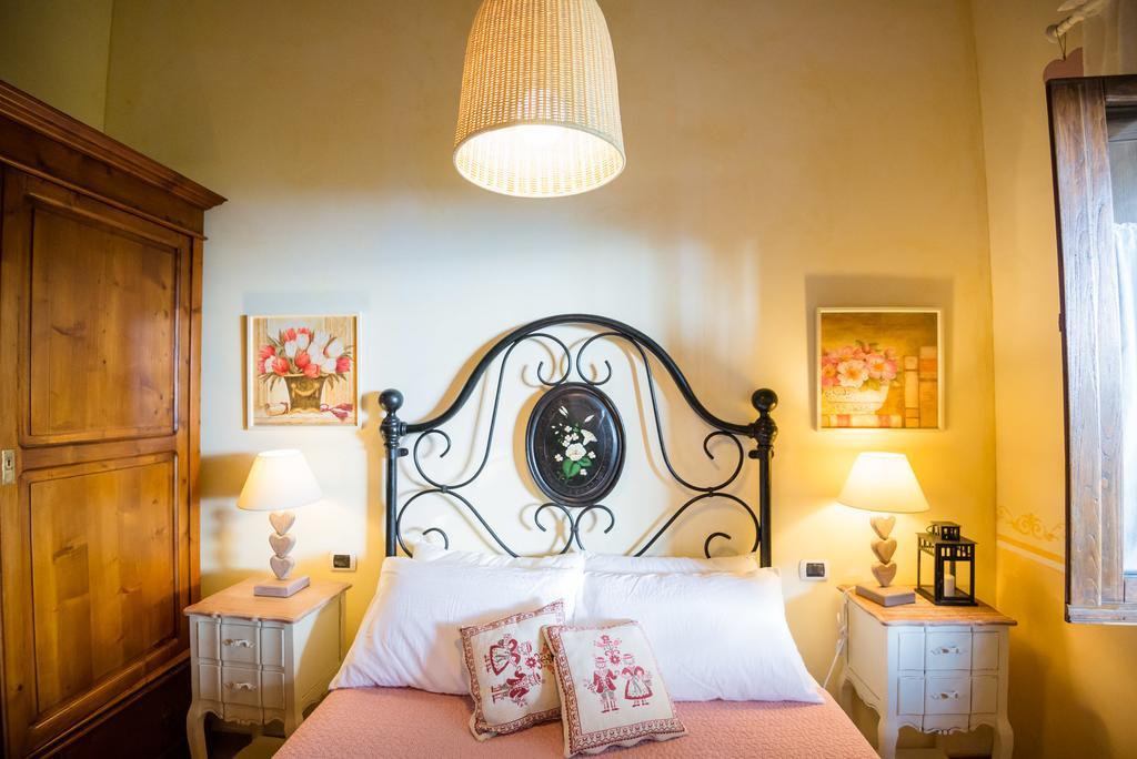 Borgocuore Todi Bagian luar foto