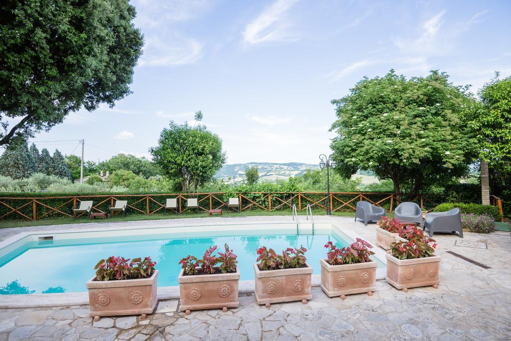 Borgocuore Todi Bagian luar foto